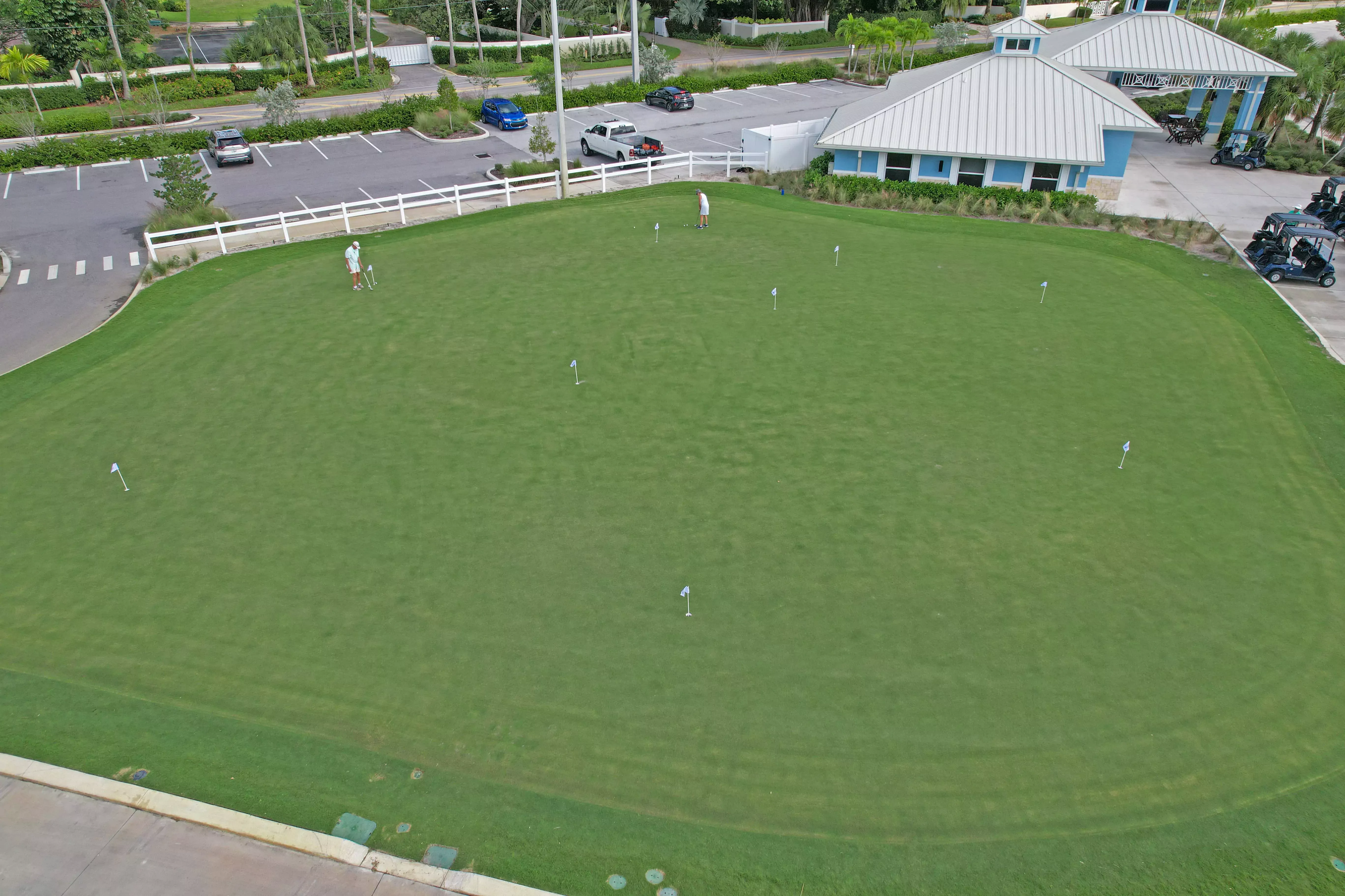 Aerial image of the 10,000 square foot putting green at Sailfish Sands