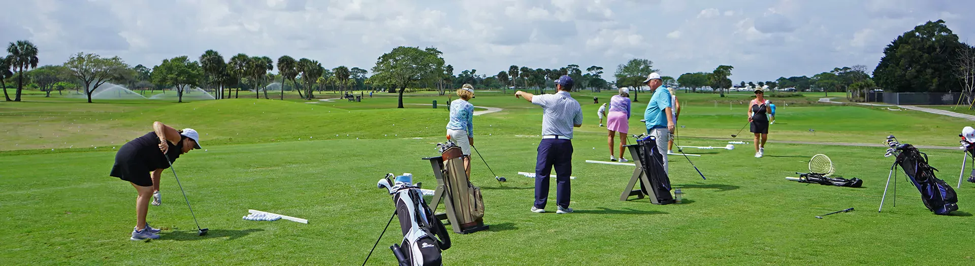 Welcome2Golf Program on Sailfish Sands driving range with instructors and golfers