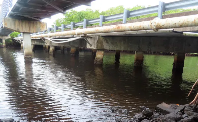 The current County Line Bridge