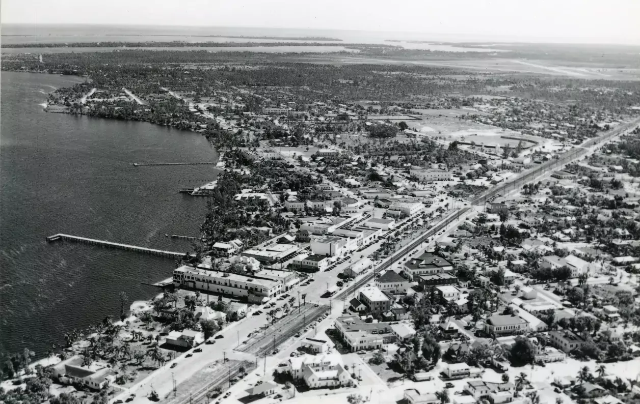 Aerial photograph of Dixie Highway and downtown Stuart, c. 1951