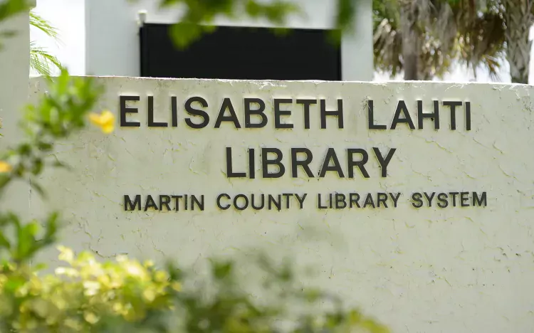 Image of the elisabeth Lahti Library address sign